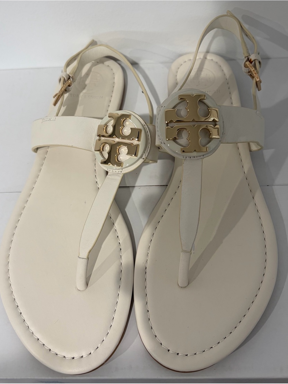 Tory Burch Bryce Flat Thong Sandals - Light Ivory Leather - Size 8.5